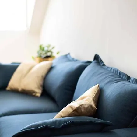 Διαμέρισμα Pardal 2b - Penthouse In Alcantara - Parking Nearby *