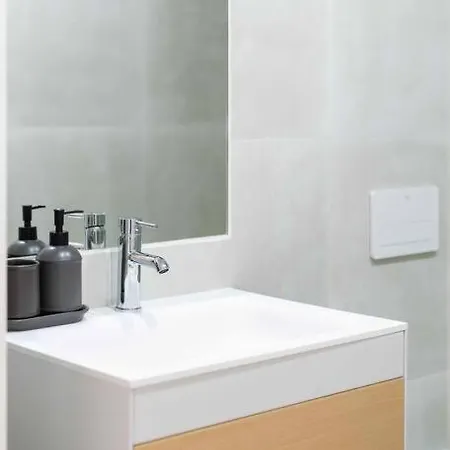 Pardal 2b - Penthouse In Alcantara - Parking Nearby * Lissabon